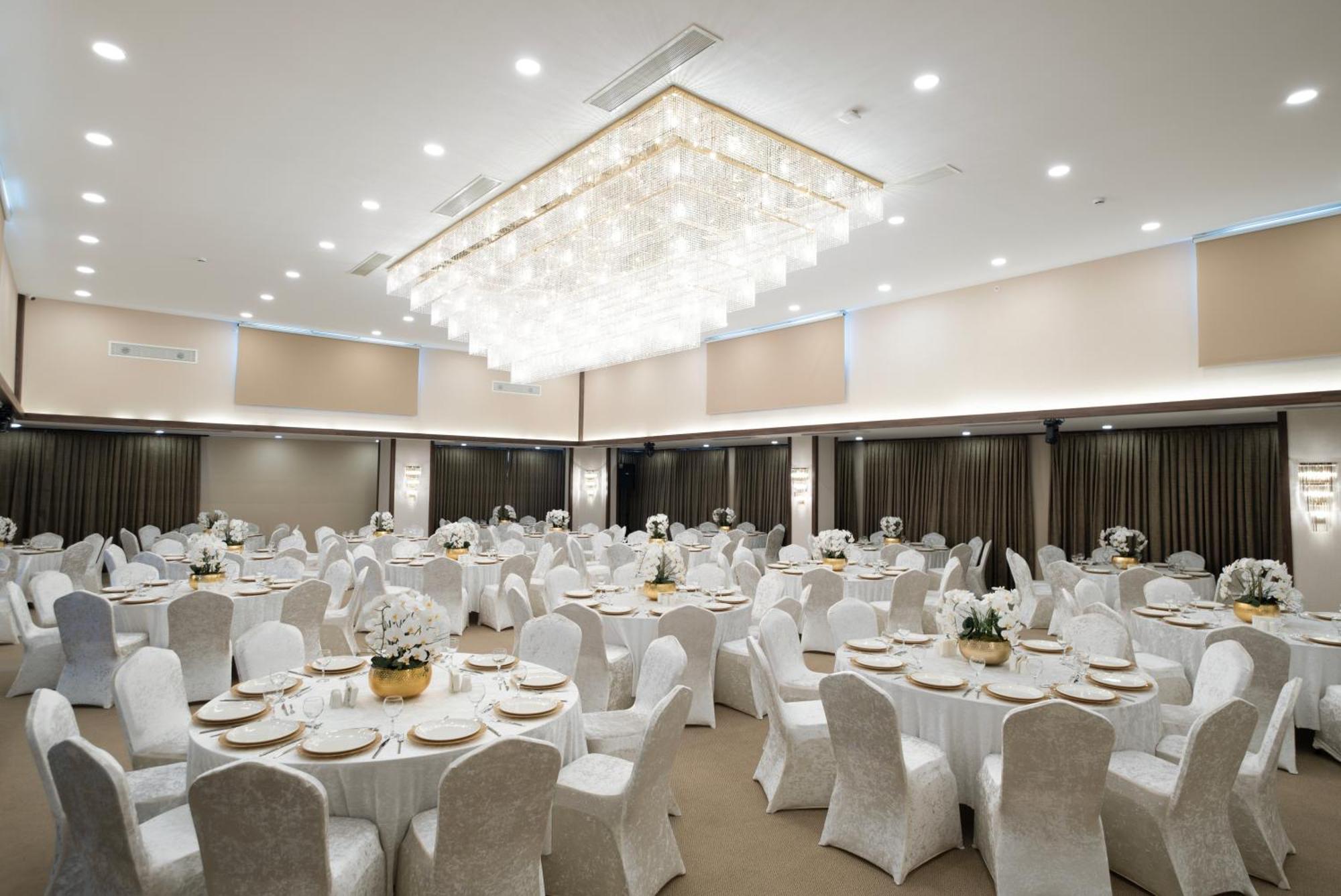 Park Dedeman Mersin Marina Çiftlik エクステリア 写真