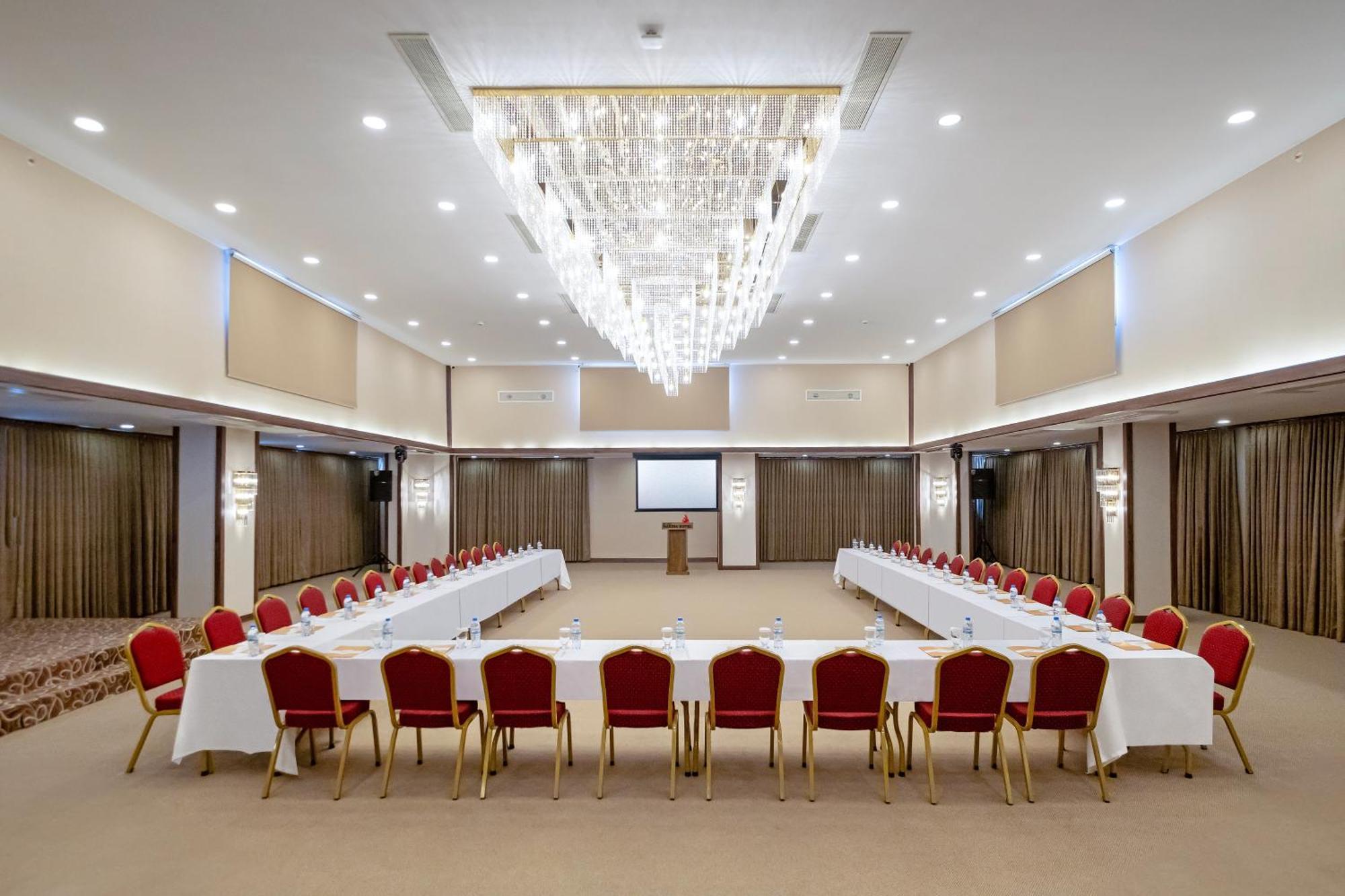 Park Dedeman Mersin Marina Çiftlik エクステリア 写真
