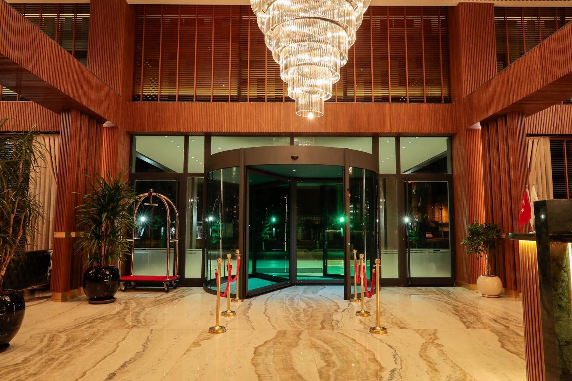 Park Dedeman Mersin Marina Çiftlik エクステリア 写真
